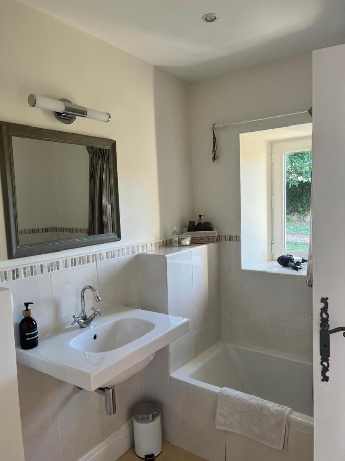 La Girarde Bed & Breakfast Saint-Quentin-de-Caplong ภายนอก รูปภาพ