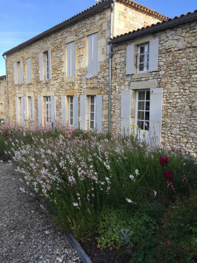La Girarde Bed & Breakfast Saint-Quentin-de-Caplong ภายนอก รูปภาพ
